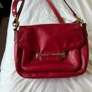Red Coach bag - excellent vintage condition. Shoulder or crossbody!